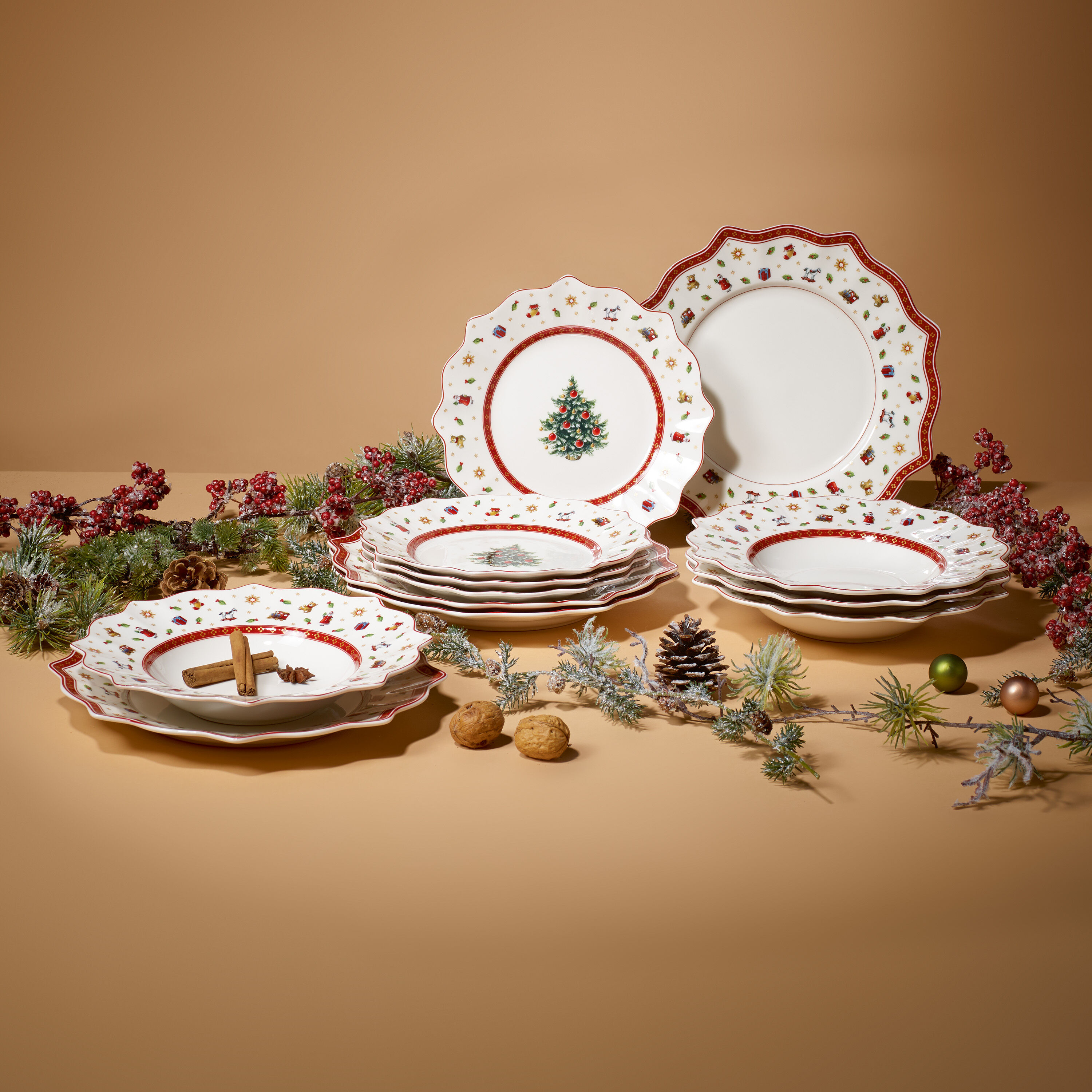 Toy's Delight Dinnerware set Red, Premium Porcelain