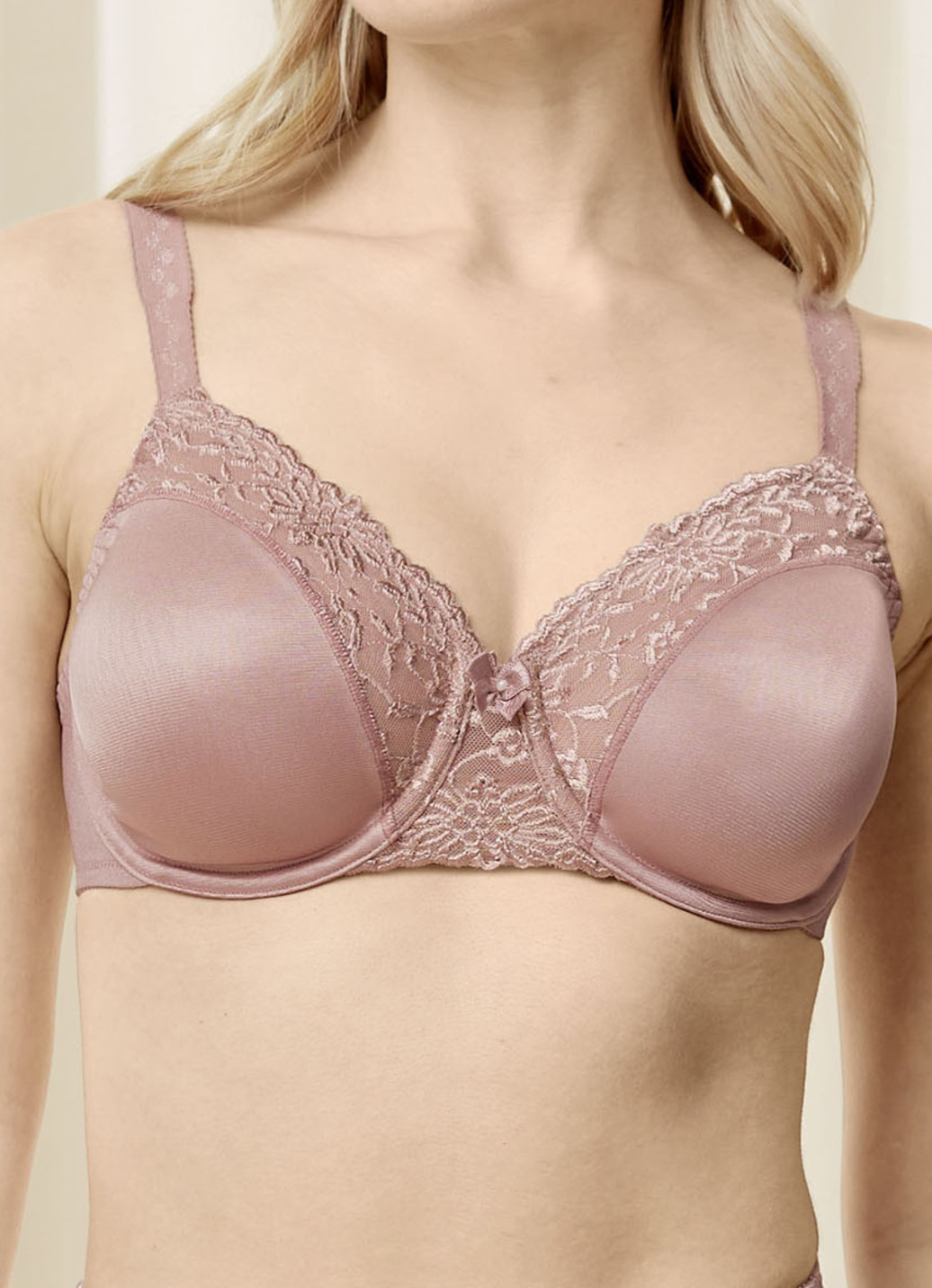 Triumph-Ladyform Soft-Minimizer-Bügel-BH
