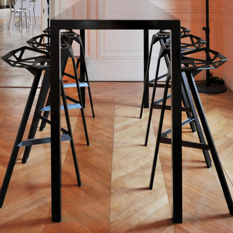 Magis Stool One barkruk medium zwart