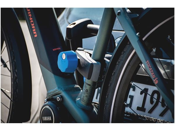 XLC Azura Xtra LED Cykelholder, 2 Cykler