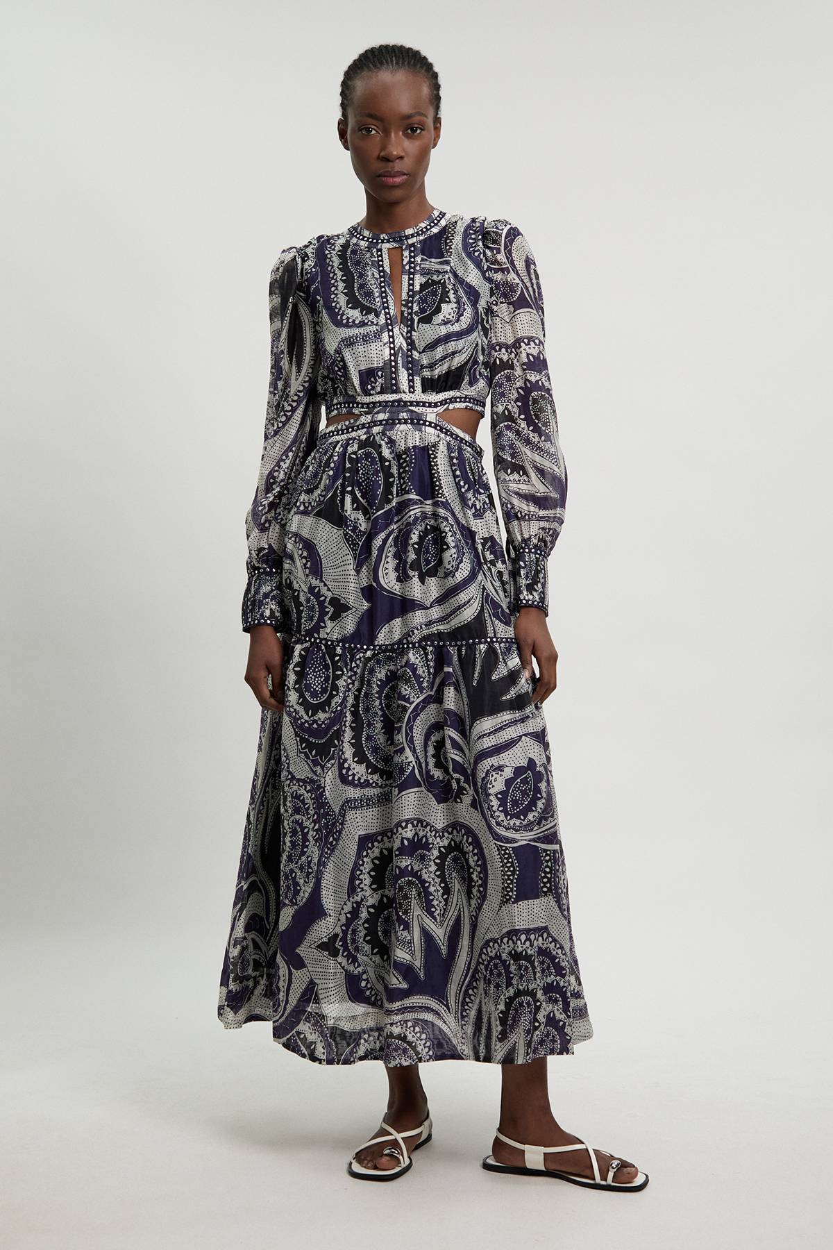 KarenMillen Robe Longue À Imprimé Floral Monochrome Avec Détails Cloutés