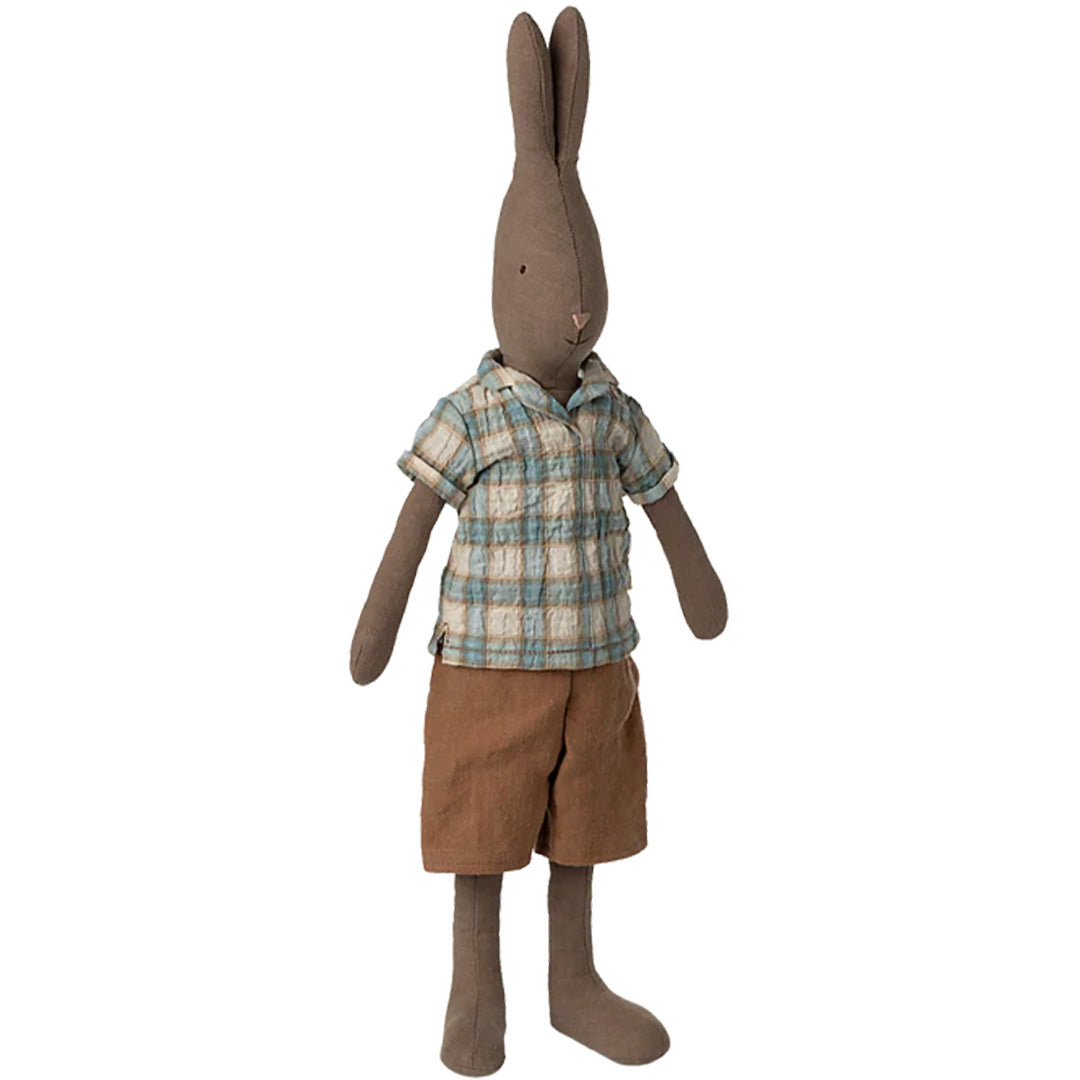 maileg knuffelkonijn met geruit shirt en bruine broek - maat 3 - 49 cm