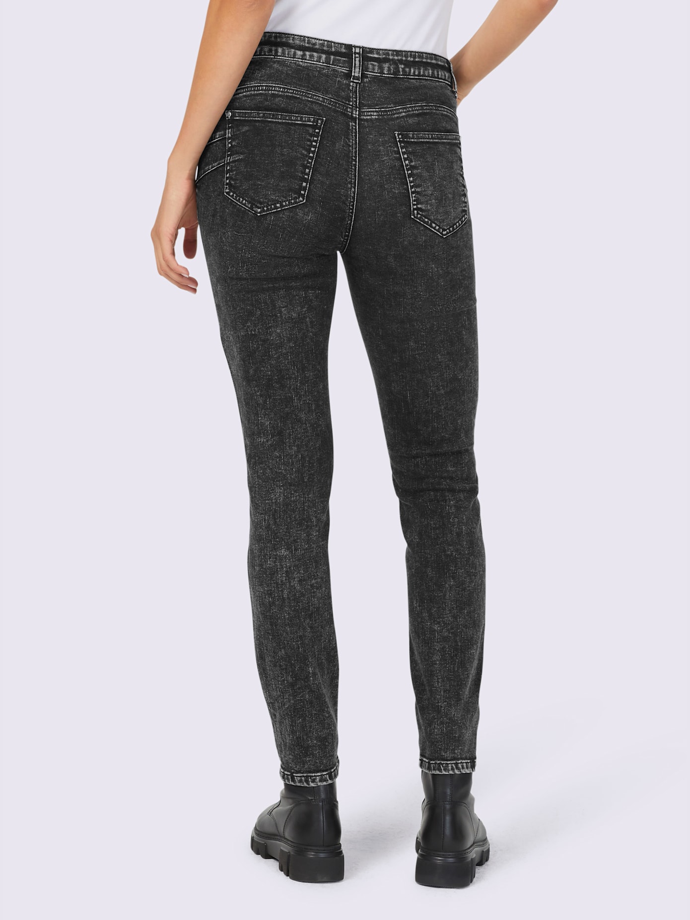 Jean push-up délavé tendance