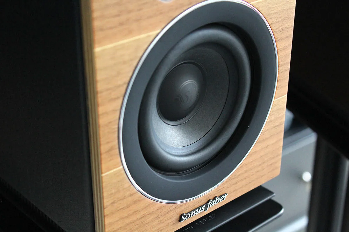Lumina I System 5.1 Noyer Packs enceintes grand spectacle