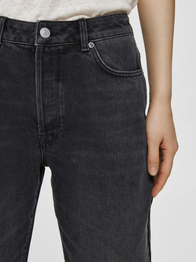 Selected Femme SLFLOU MW SLIM GREY STONE SHORTS W Sort