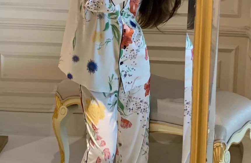 GOUB - Pyjamaset: top met lange mouwen en bloemenprint + broek