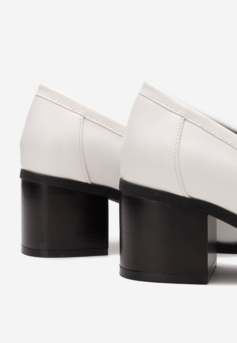 Mocassins à talon blancs Sereya