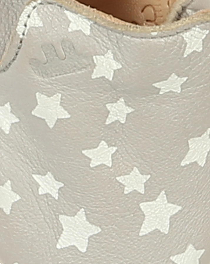 Krabbelschuhe BLUMOO STARS in hellgrau