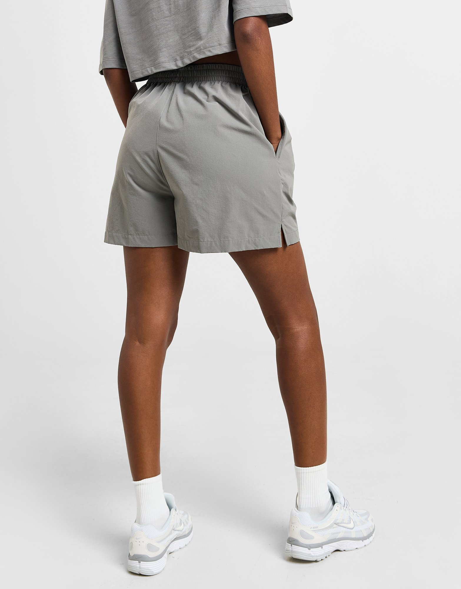 Nike Short Swoosh Femme