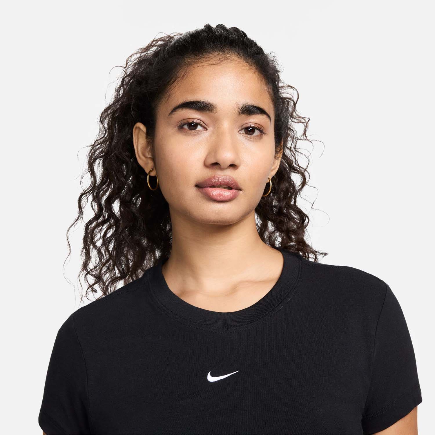 Nike  Chill knit