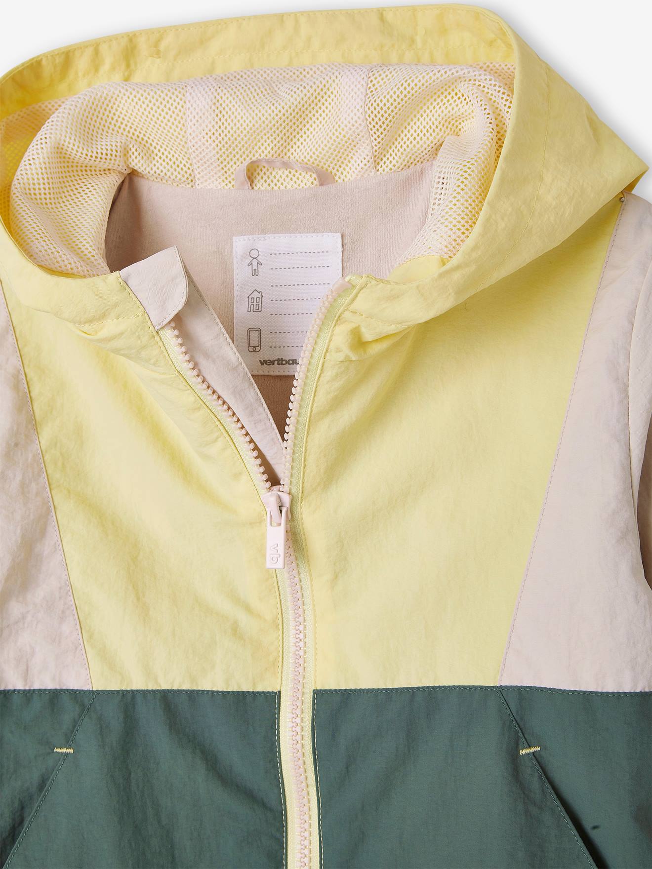 Jaqueta corta-vento com capuz e efeito colorblock, para meninos, bege claro liso com estampas.