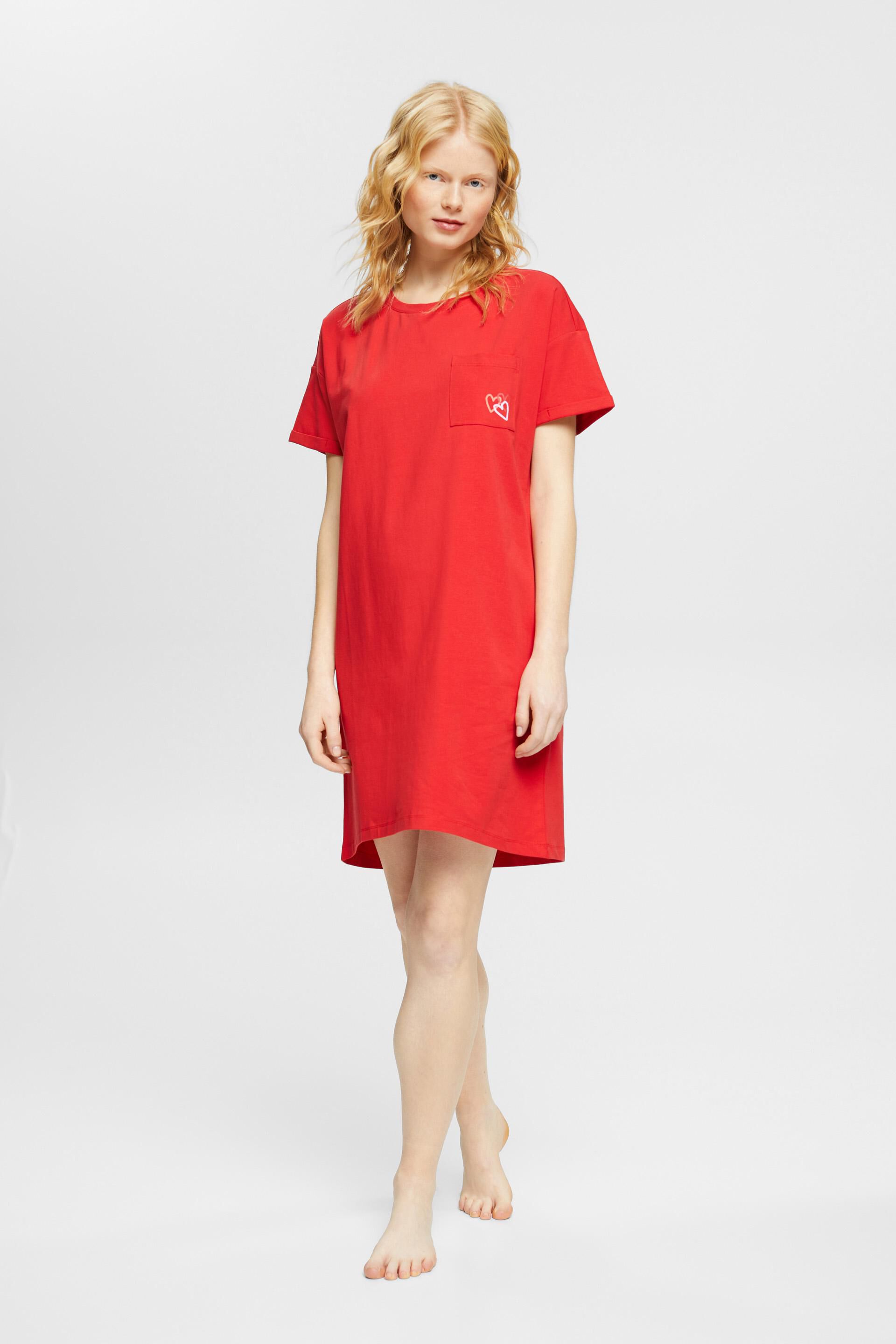 Chemise de nuit munie d’une poche-poitrine