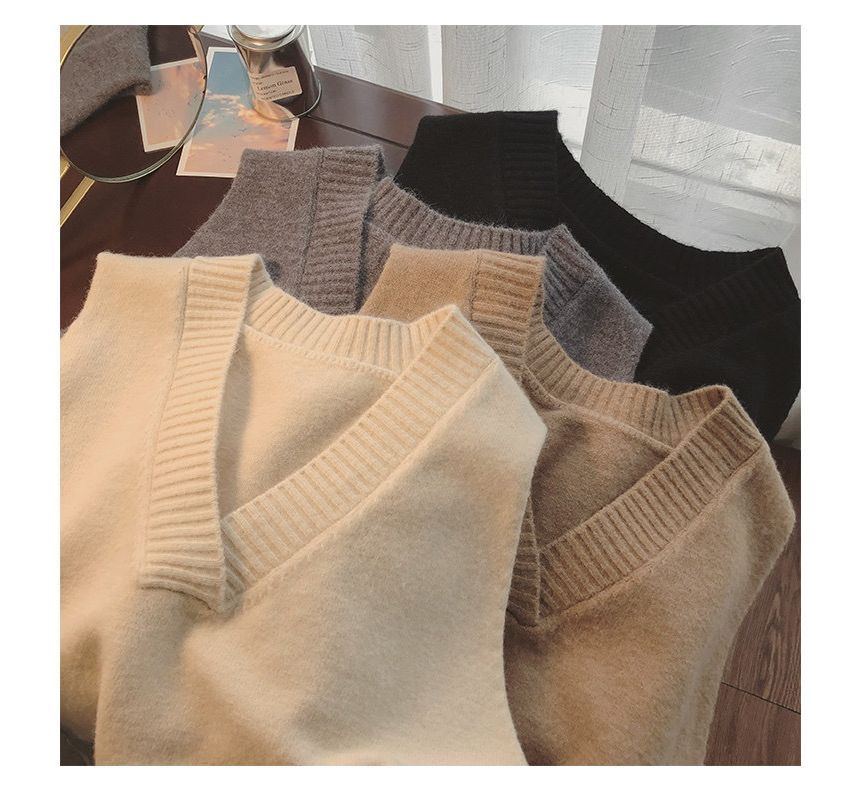 innomori - V-hals effen trui-vest