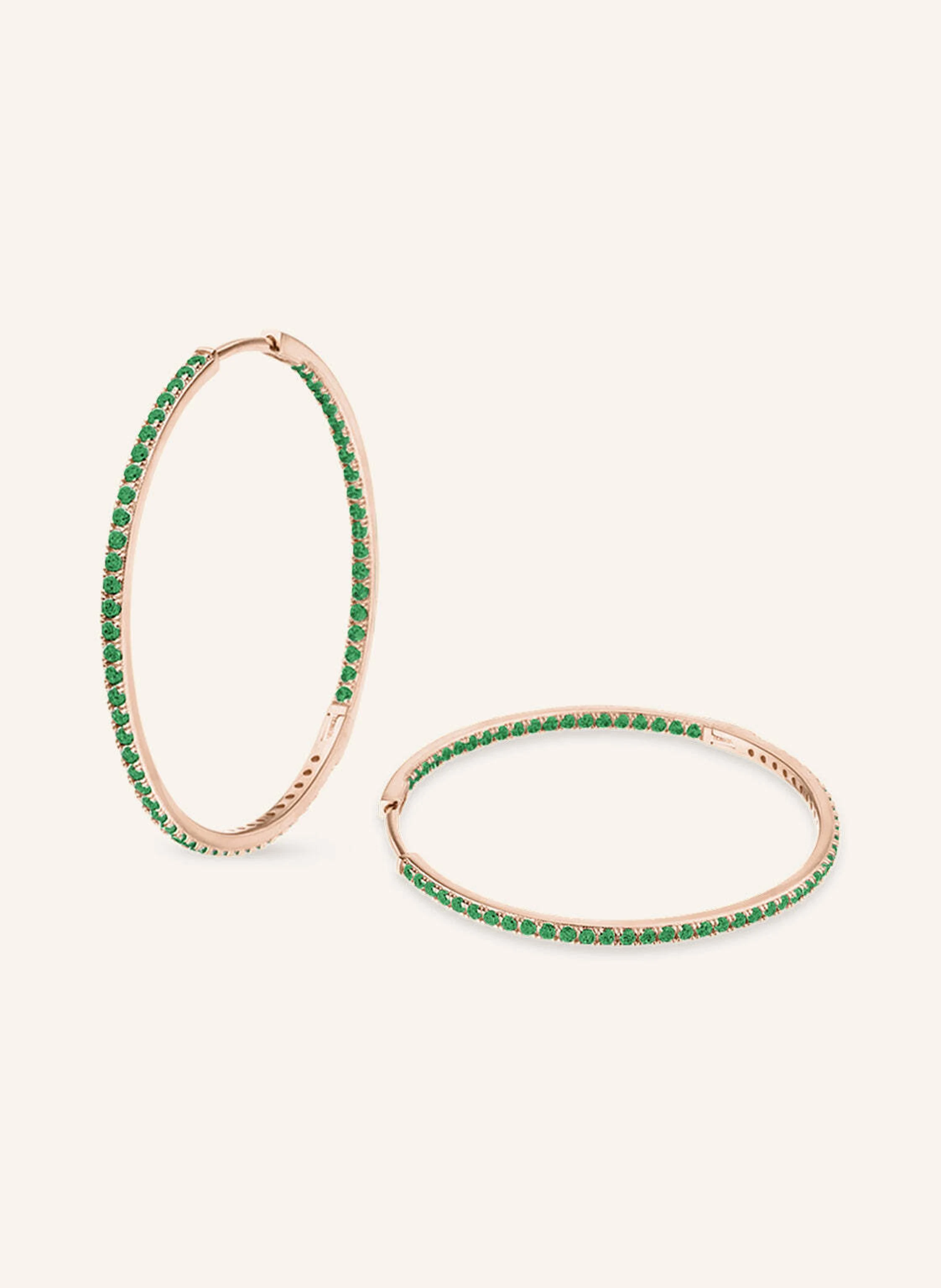 VEYNOU Creolen CLEO SMALL SMARAGD aus 14 Karat Roségold und 0,70ct. Smaragden