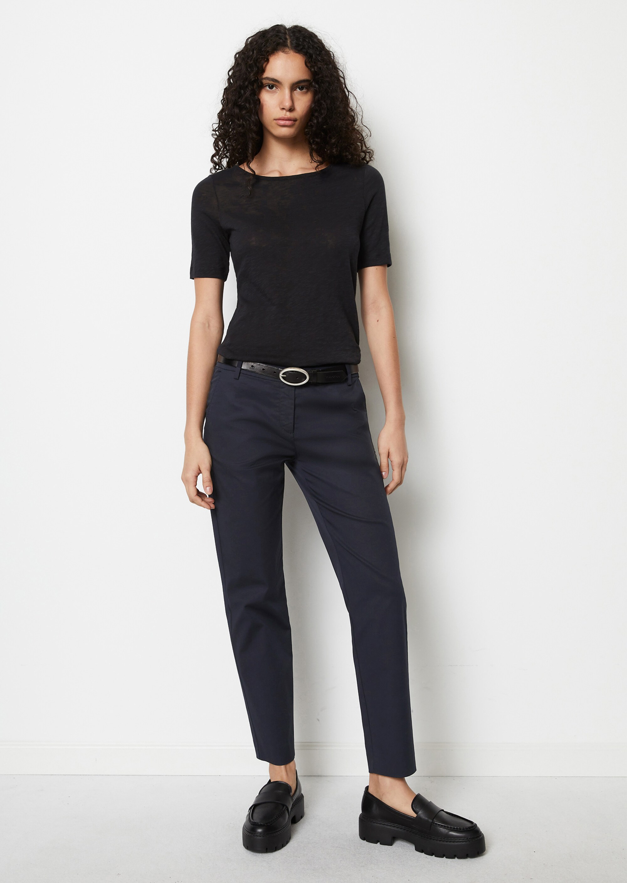 Slub-Jersey-T-Shirt loose mit U-Boot-Ausschnitt