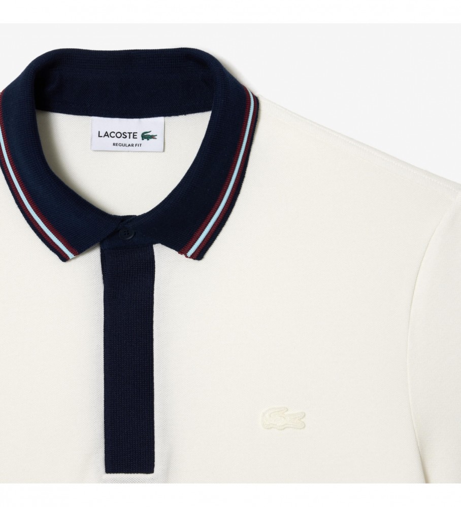 Camisa polo Lacoste Smart Paris de corte regular com gola contrastante off-white.