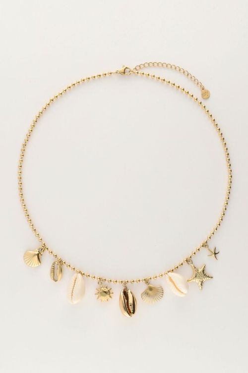 Island ketting met schelpen en bedels