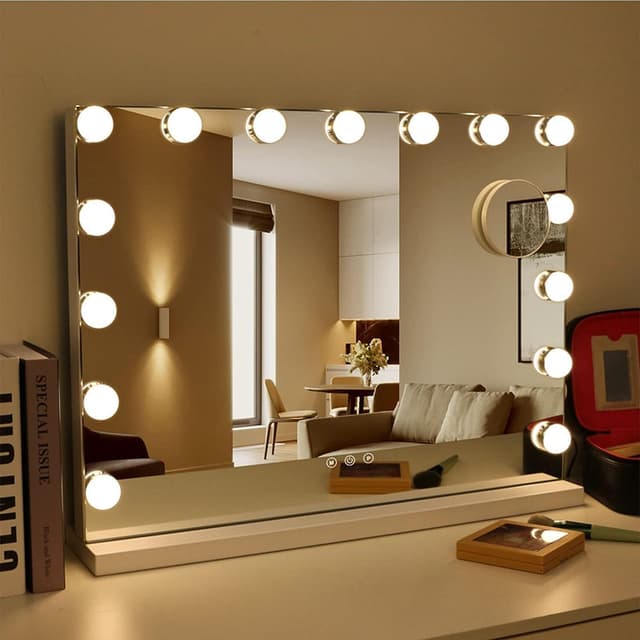 UNIQ XL Hollywood Vanity Spejl med 15 LED pærer og touch funktion