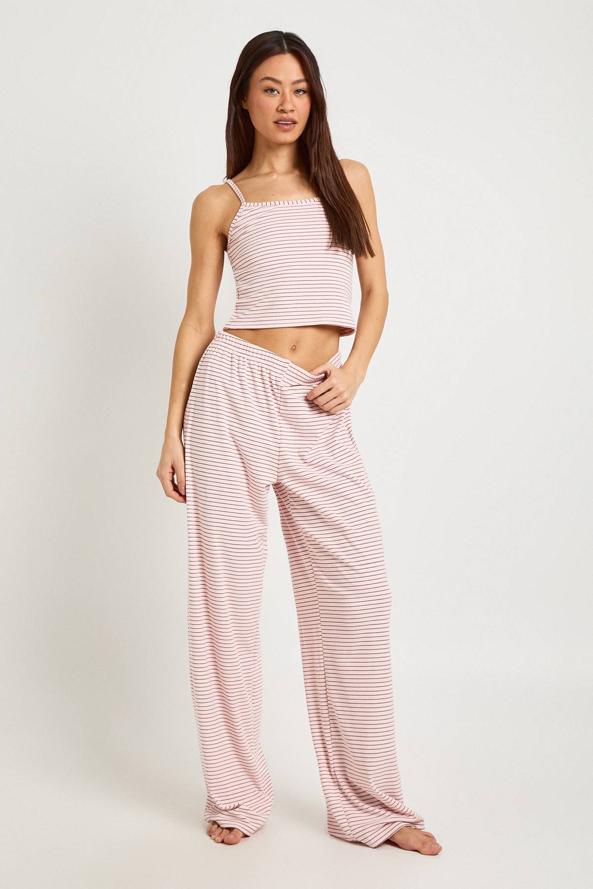 boohoo Ensemble Pyjama Grande Taille Caraco Et Pantalon Côtelé Doux À Rayures