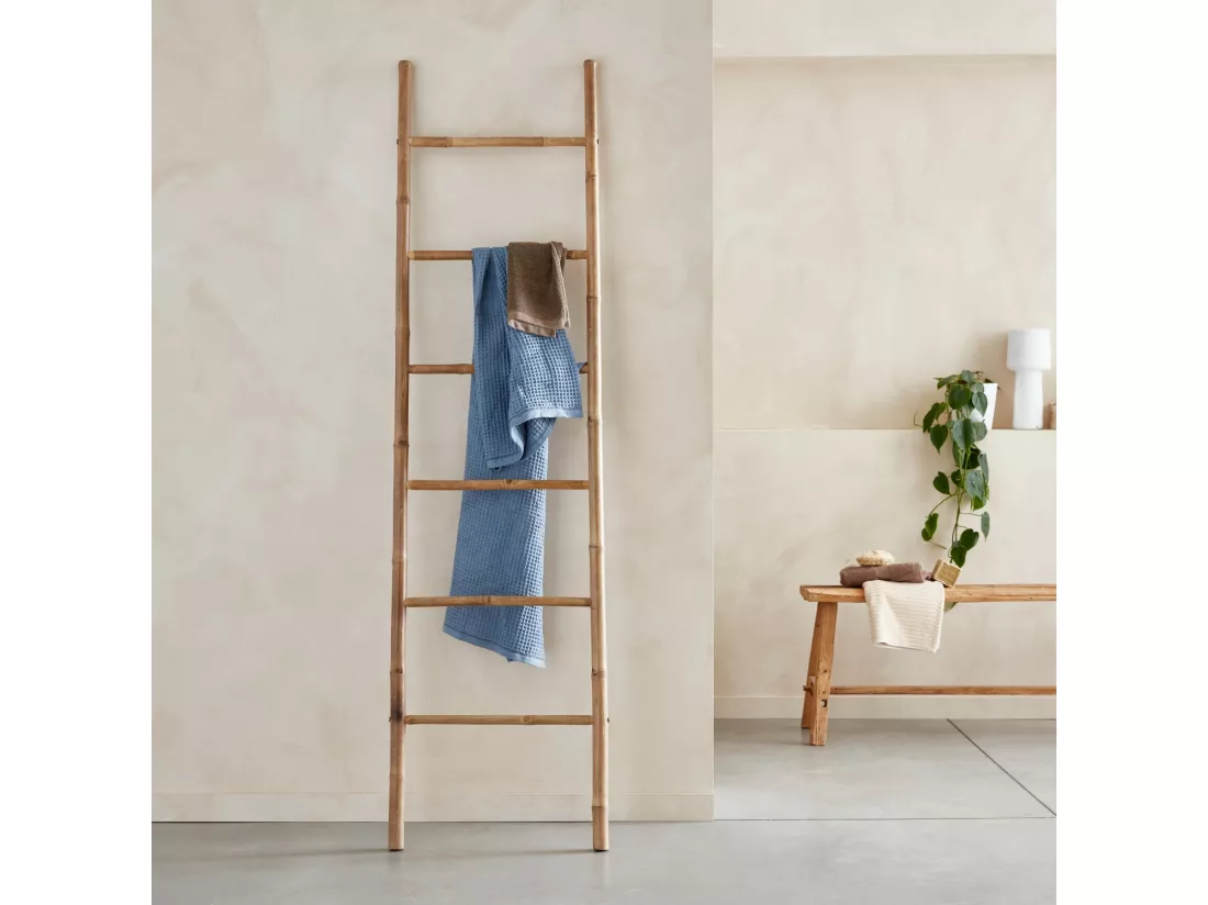 Echelle décorative. Fidji. 6 montants en bambou. L 49/52 x P 3 x H 190cm