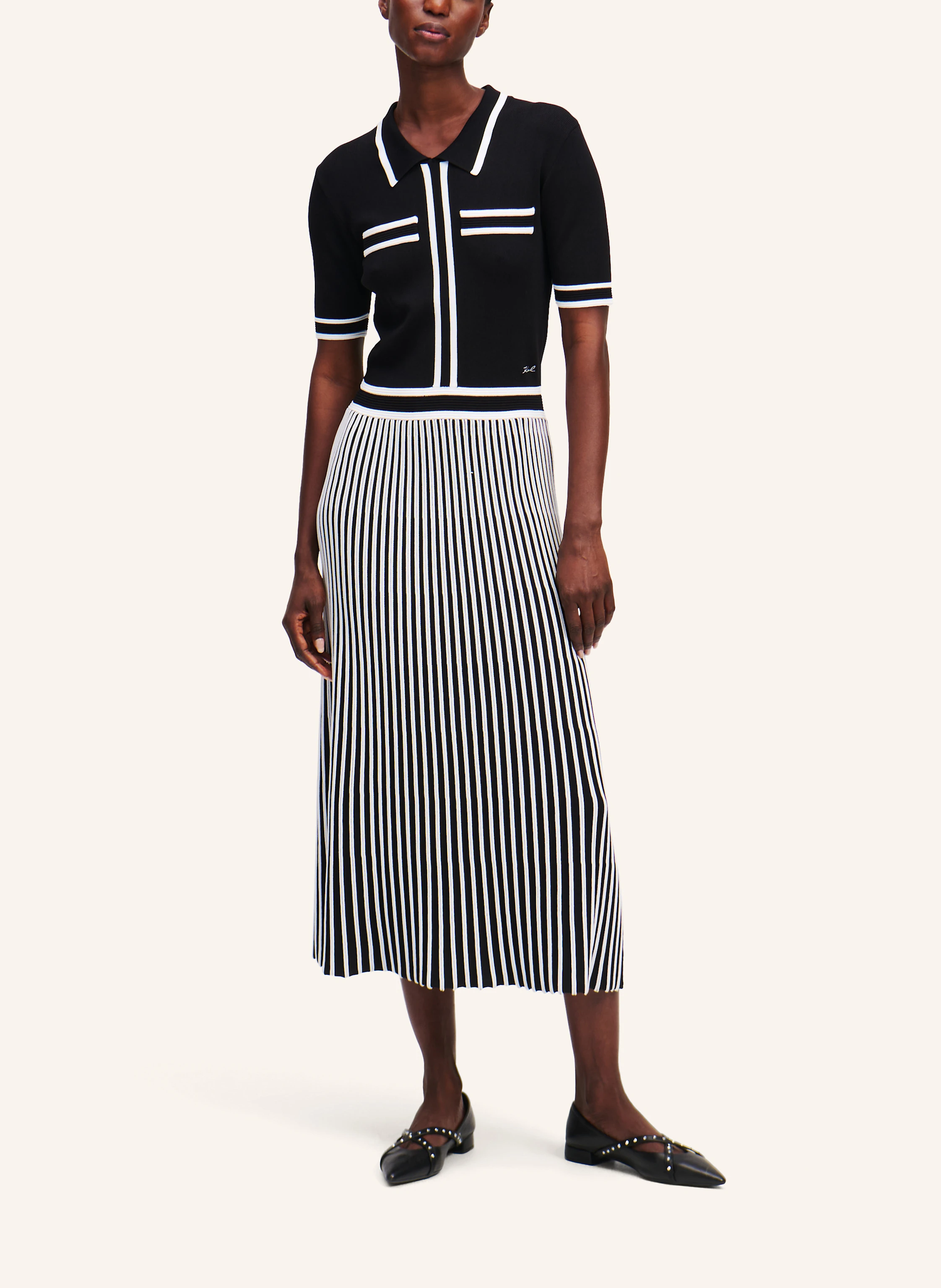 KARL LAGERFELD KARL ESSENTIAL PLISSIERTES STRICKKLEID