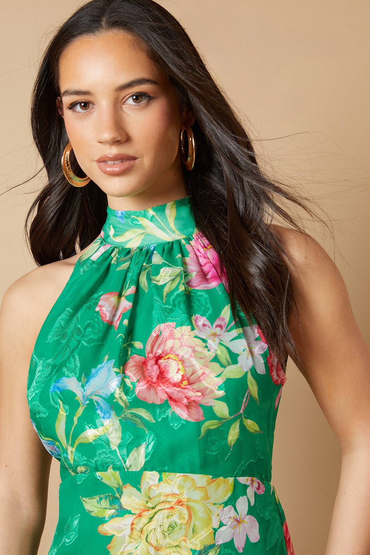 Oasis Robe Mi-Longue à Col Halter en Satin Floral Dévoré