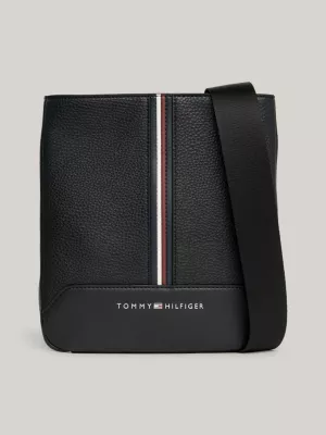 Bolsa pequena com alça transversal