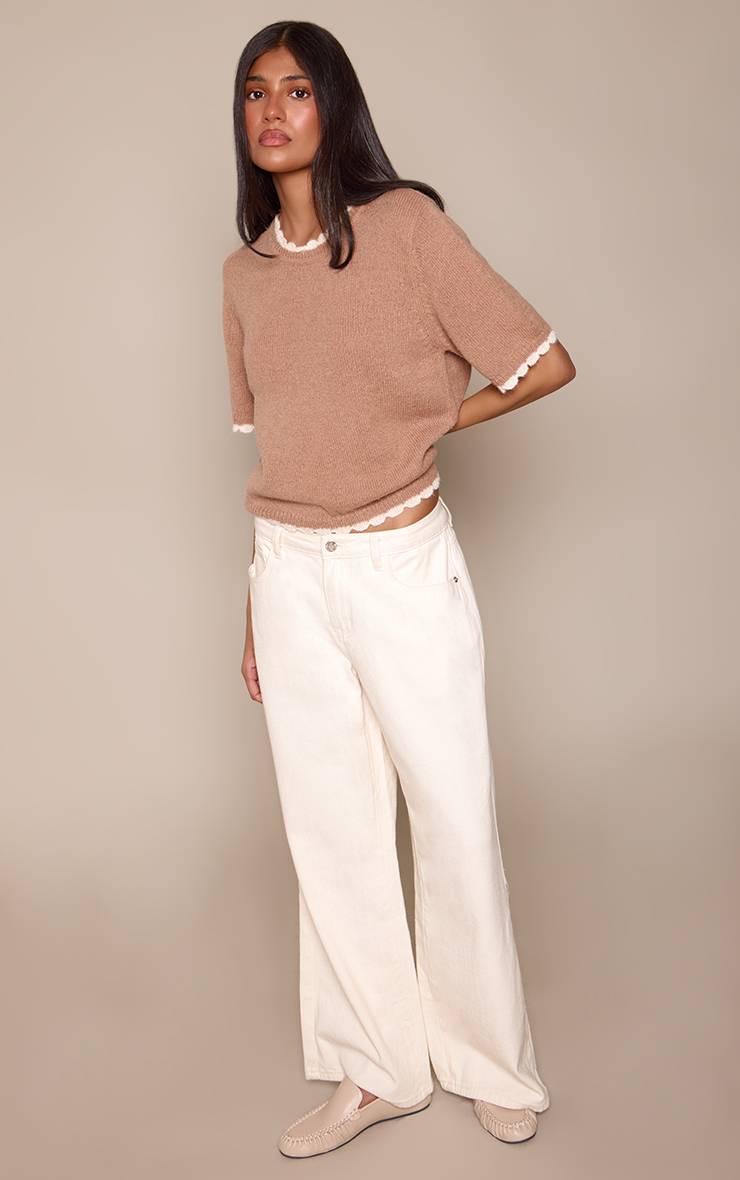 Taupe T-shirt En Maille Mélangée Laine À Bords Festonnés Contrastés