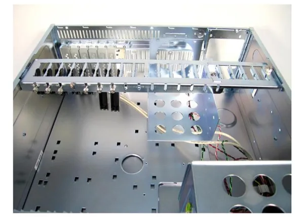 Chieftec UNC-410S-B-U3-OP - Rack-monterbar 4U - ATX - ingen strømforsyning - sort - USB