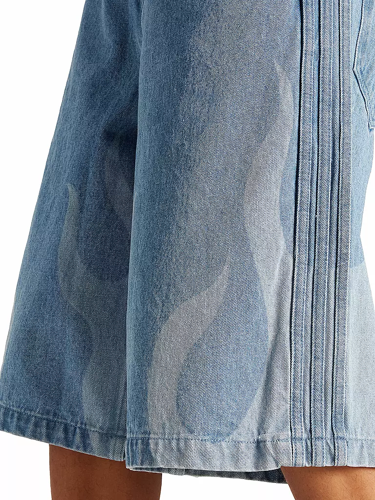 ADIDAS ORIGINALS Jeansshorts hellblau