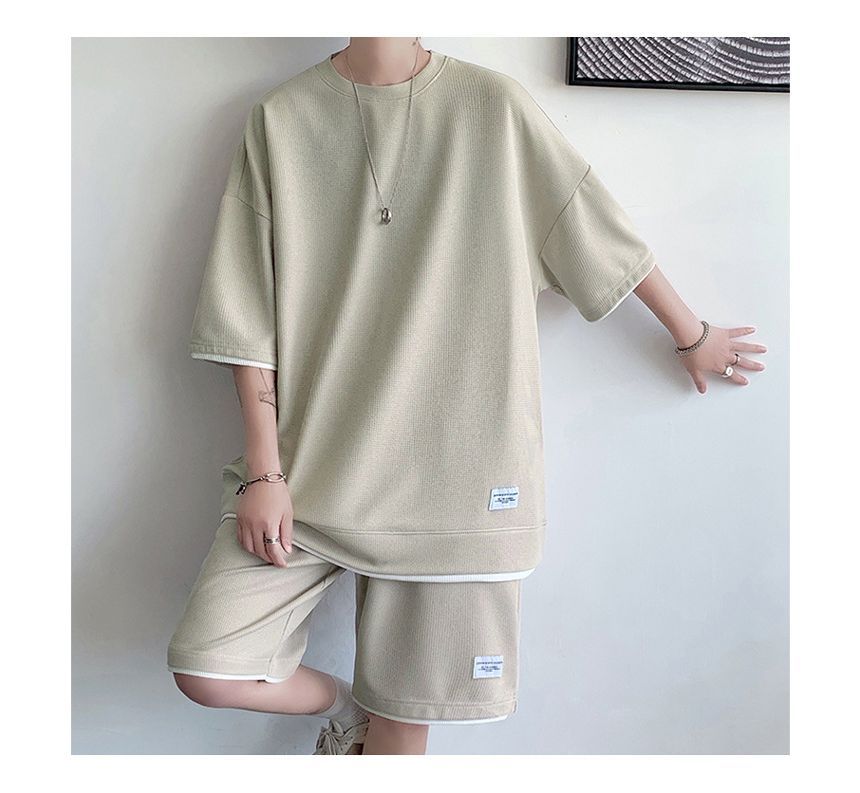 Obikan - Set: Mock tweedelig T-shirt met korte mouwen + shorts