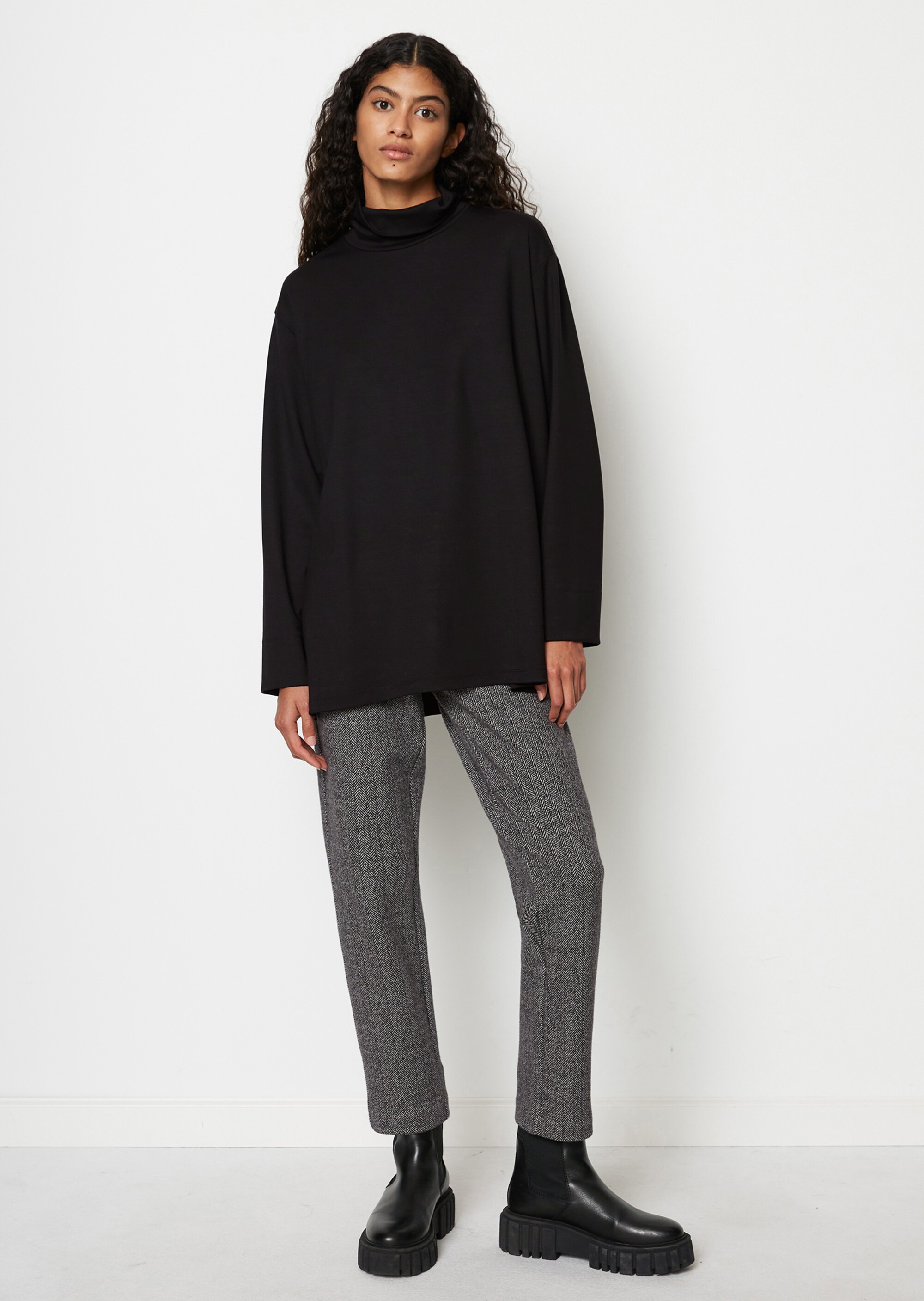 Turtleneck-Sweatshirt relaxedaus TENCEL™ Modal