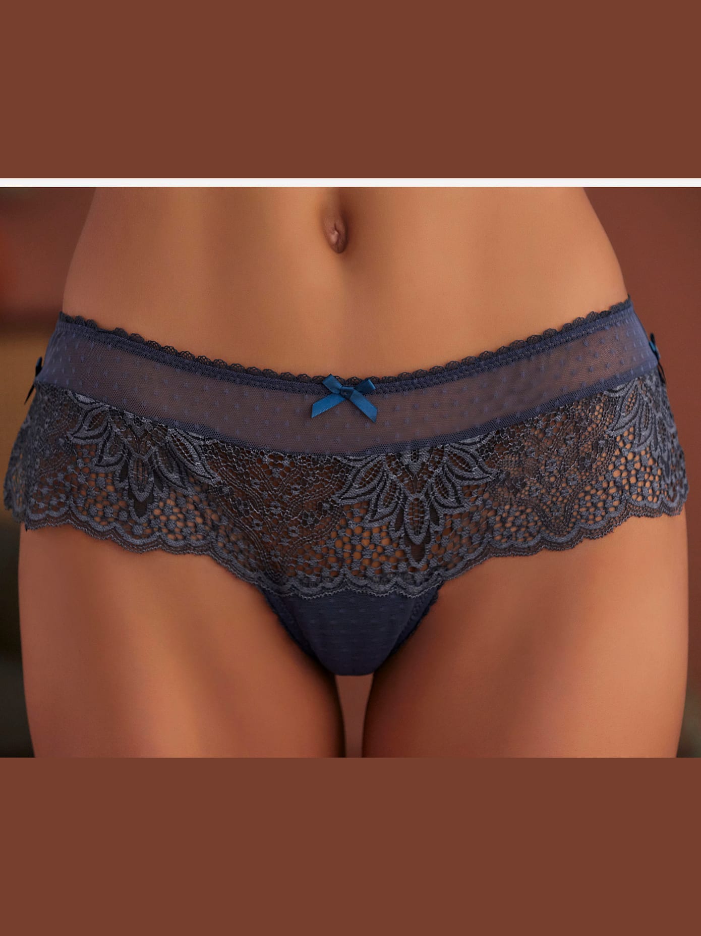Tanga panty string féminin à la coupe optimale
