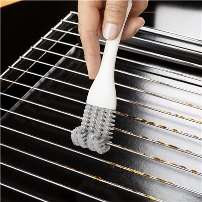 Brosse de nettoyage 2 en 1 spécial grilles