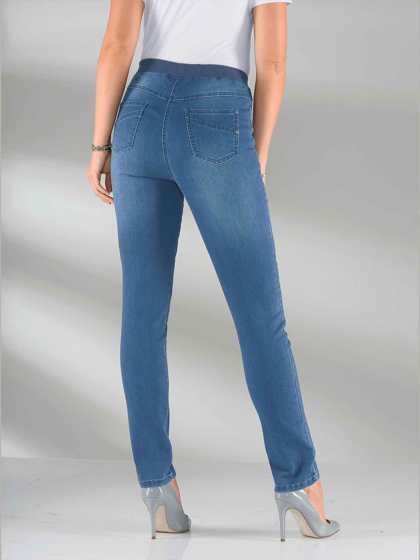 Jean femme confortable avec ceinture élastique
