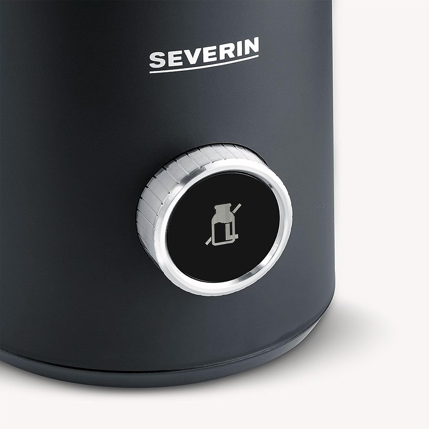 SEVERIN SPUMA 700 Plus Induktions-Milchaufschäumer, 13 Programme, OLED-Display, LED-Lichtring mit Statusanzeige, einfache Reinigung, Barista-Ausgusszotte, Edelstahl-gebürstet, schwarz, SM 3587
