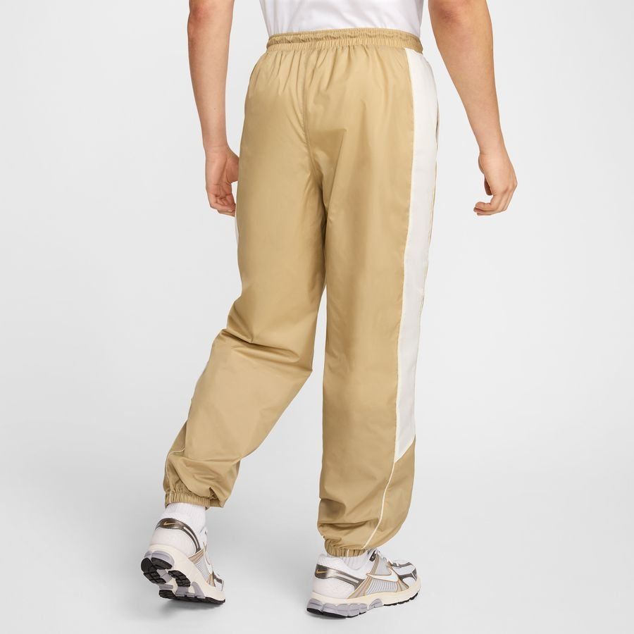 Nike Club