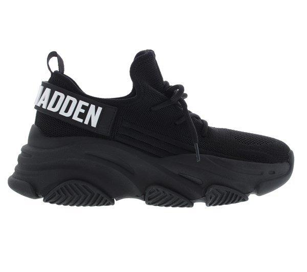 Steve Madden Protege e Sneakers.