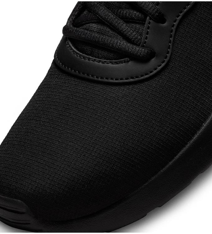Nike Women Tanjun Refine Sneakers
