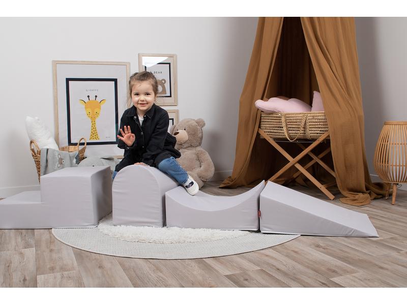 Knorrtoys Spielblöcke Soft Grau 4-teilig Schaumstoff-Bausteine zum Spielen oder Sitzen