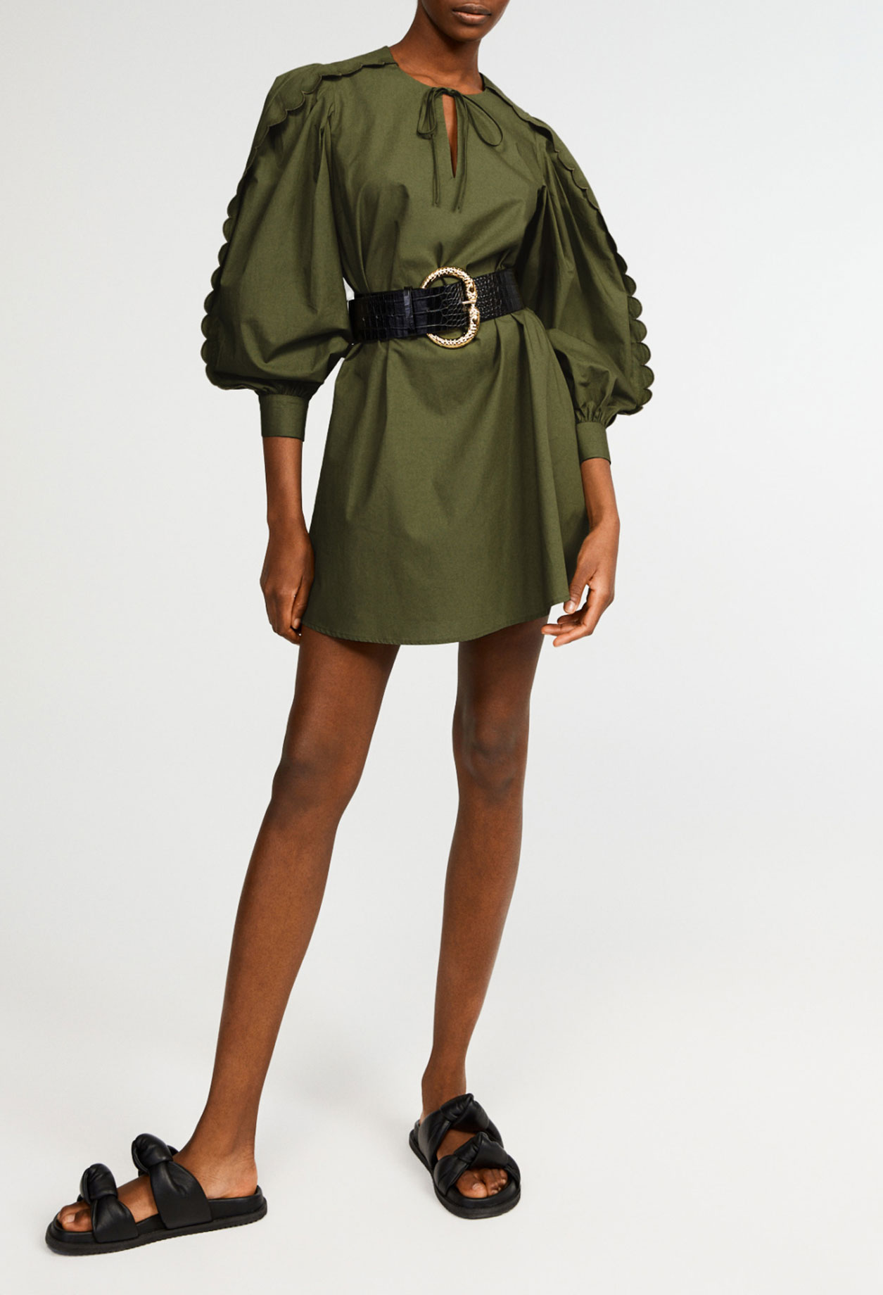 Robe courte ceinturee en coton bio