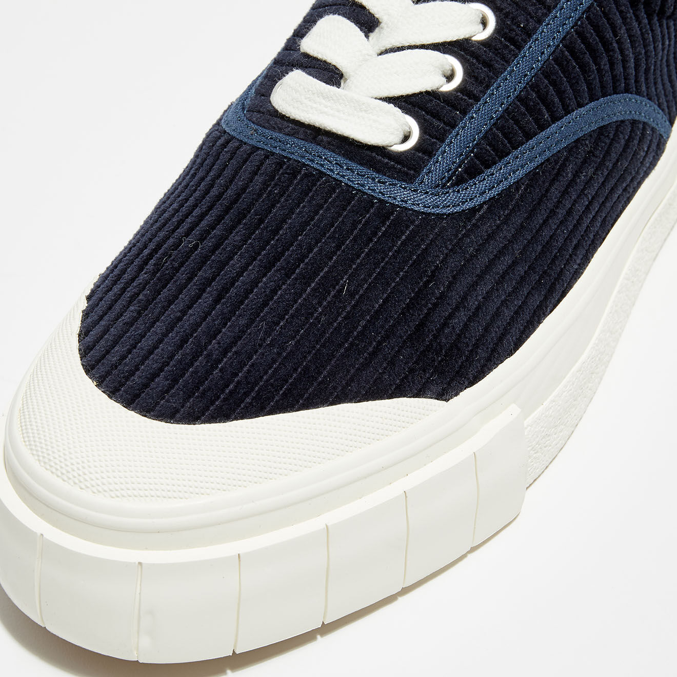 Good News Sneakers en Coton biologique  Corduroy bleu marine