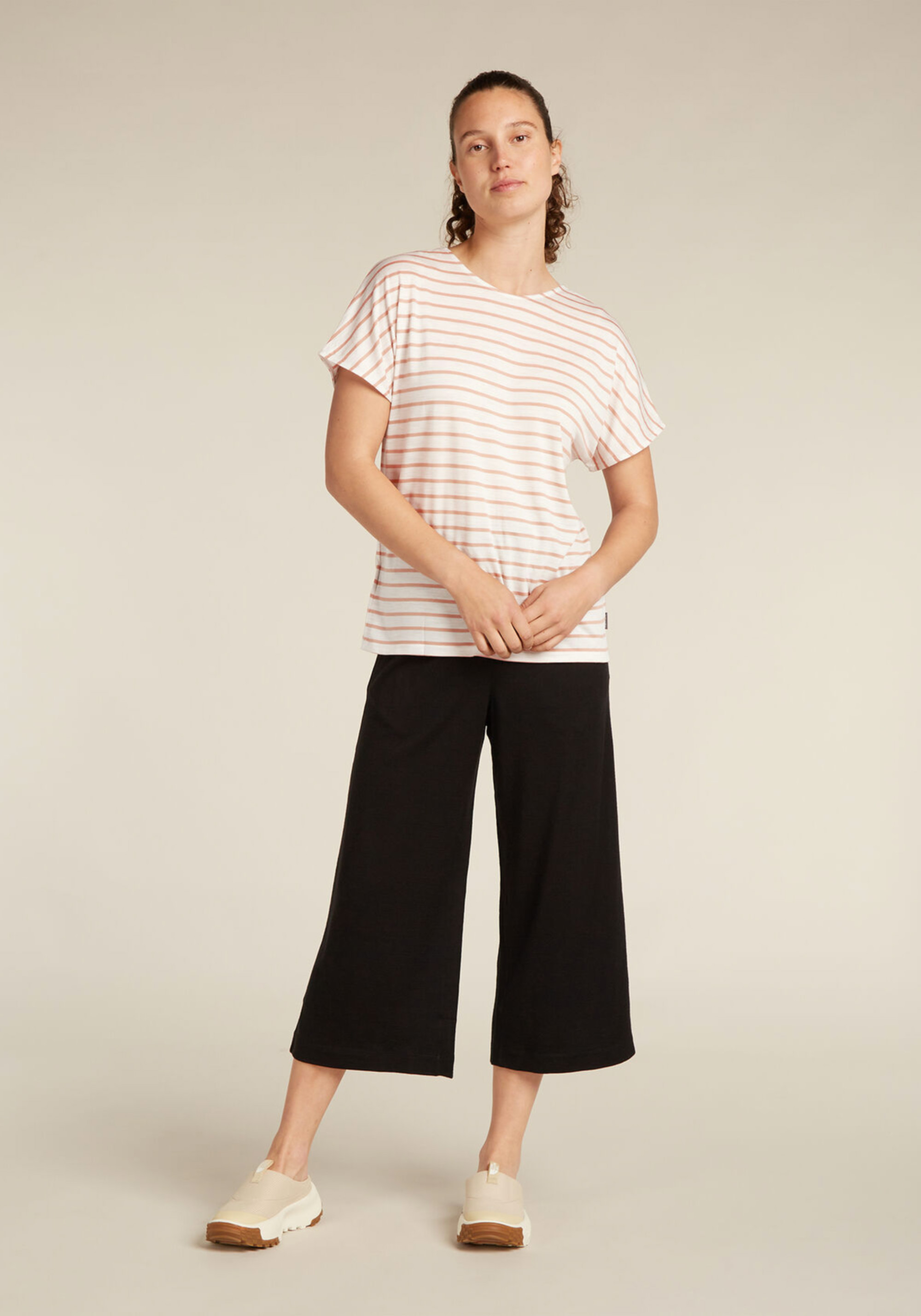 Icebreaker Damen-T-Shirt Drayden Reversible SS Top Stripe Ecru Hthr/Desert Sand/S