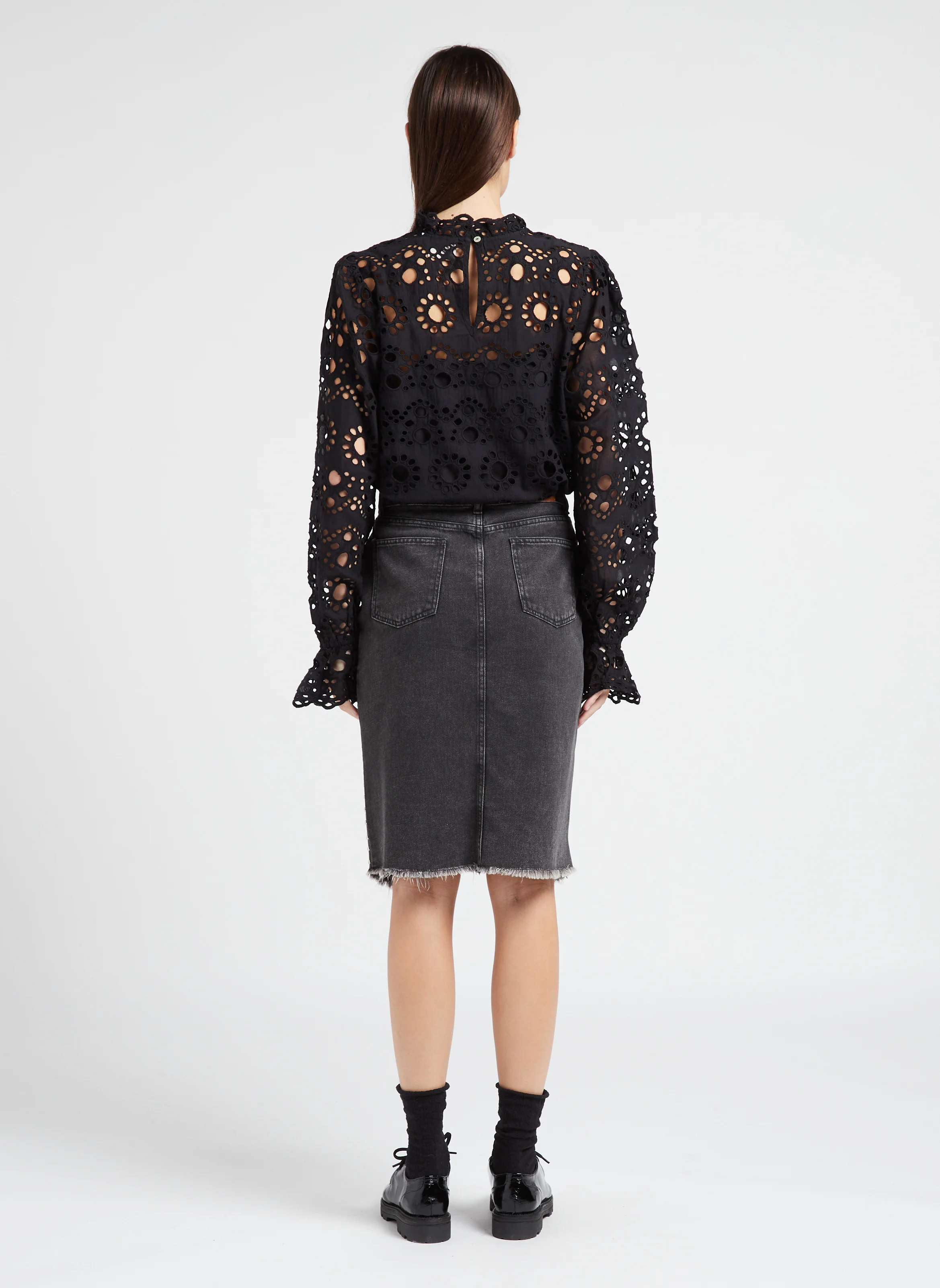 BRADIE - Top droit col montant en coton biologique | Noir