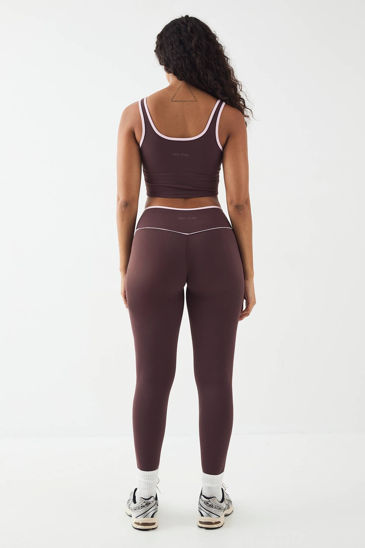 DSGN Studio Sports Legging Taille Haute Ultra Sculpt à Passepoil Contrastant