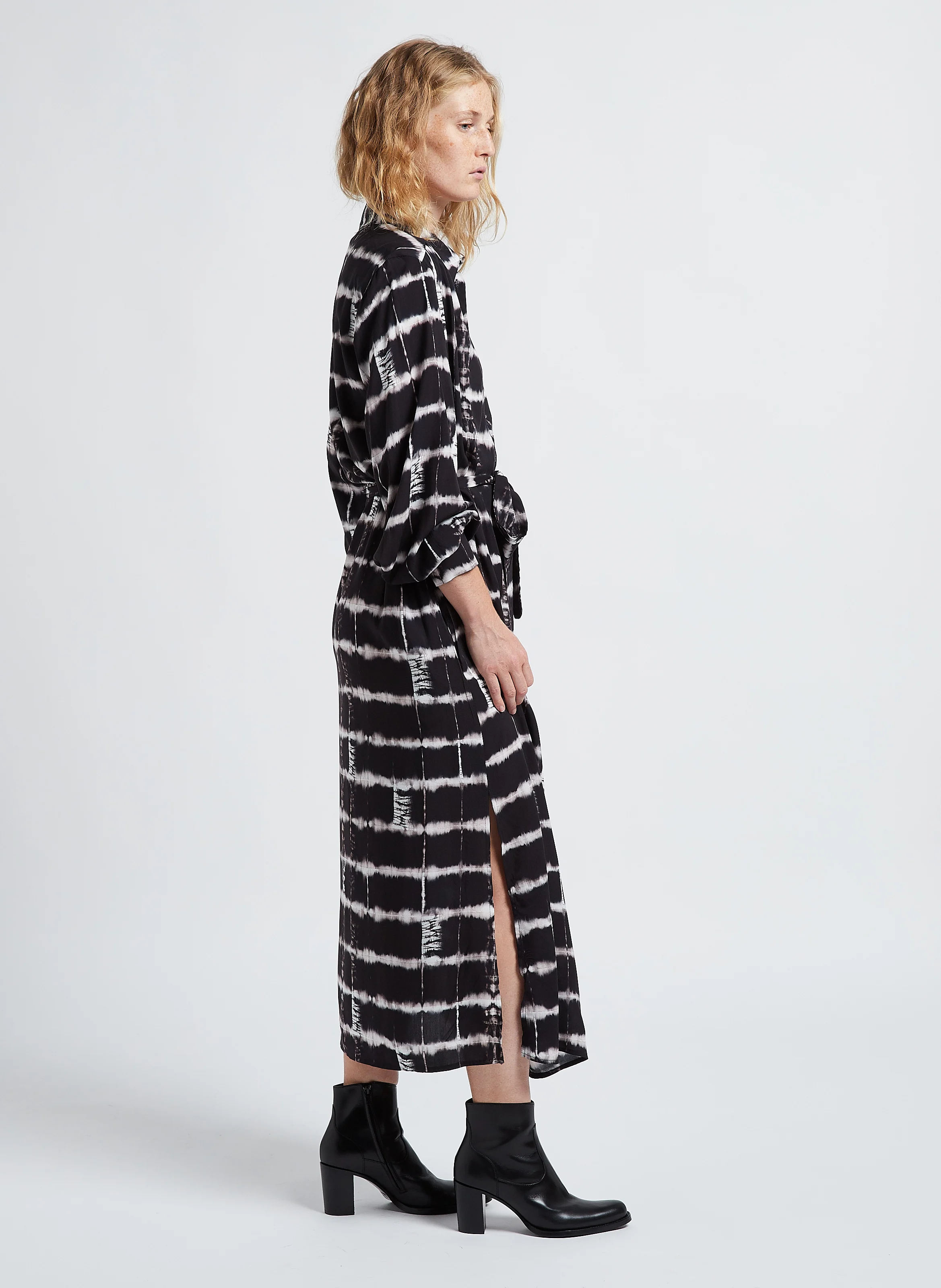 Robe chemise droite fluide | Noir
