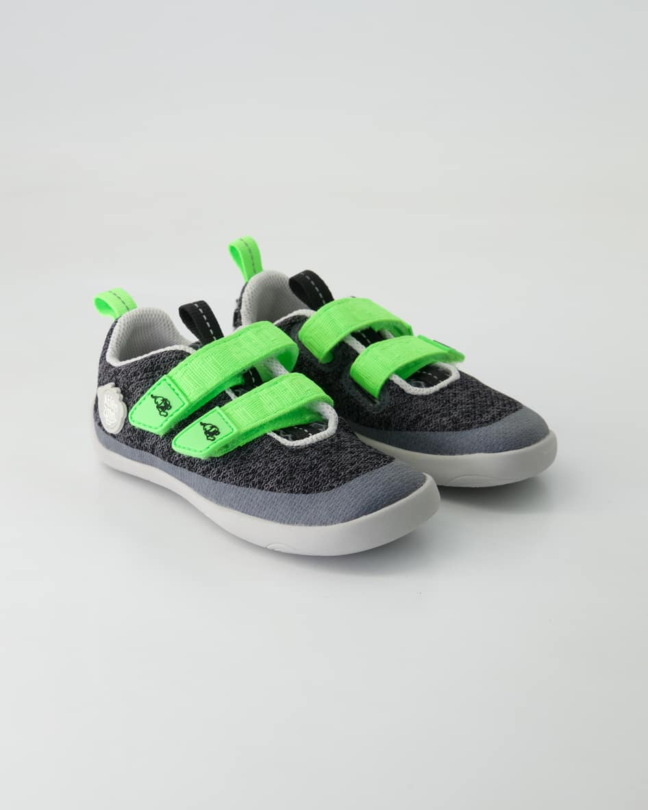 Affenzahn Knit Happy Panther Hausschuhe in Grau