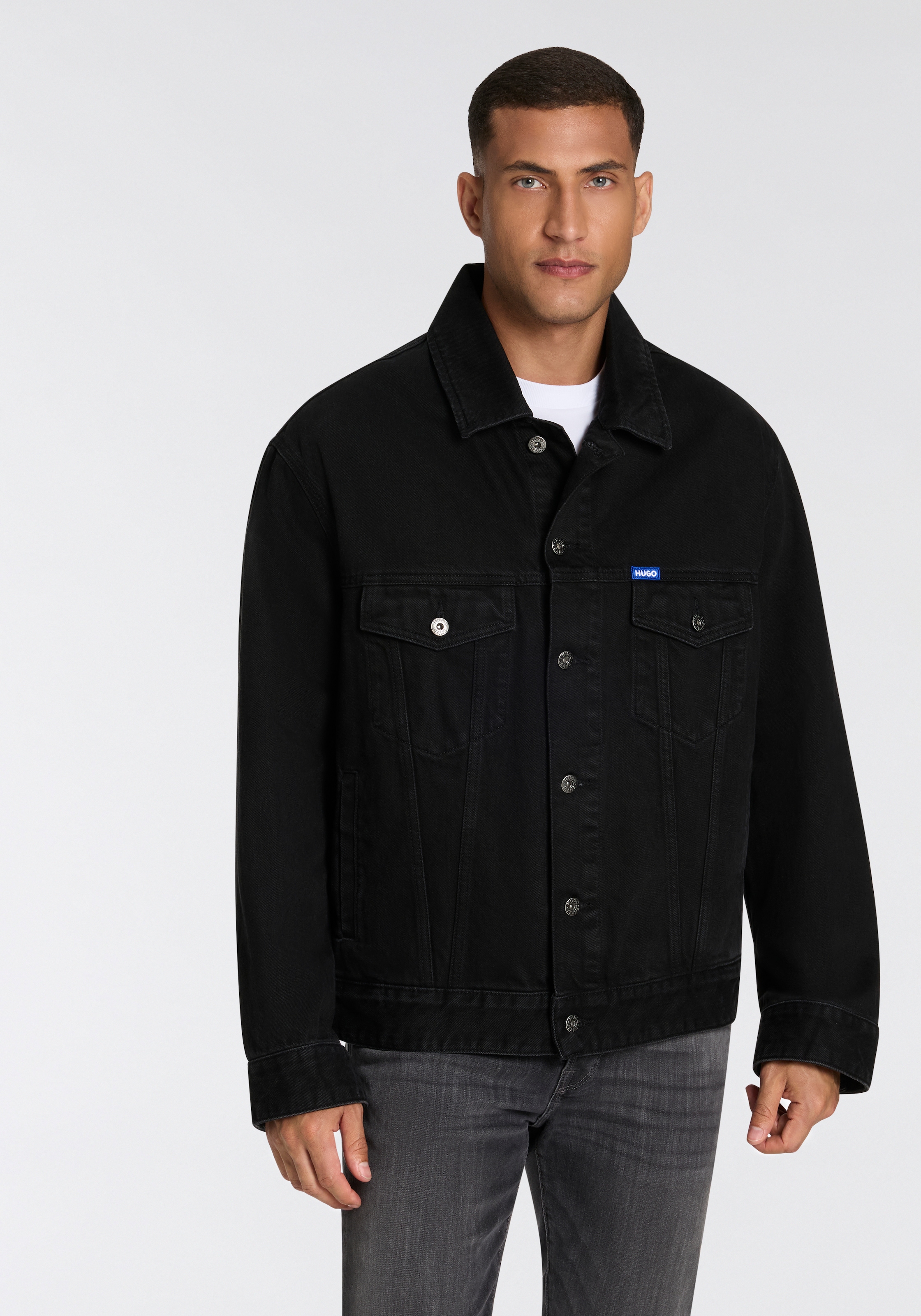 HUGO Blue Jeansjacke »Kirkby« mit Logo-Details, regular-fit
