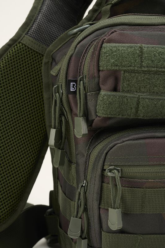 US Cooper Sling Pack Medium Dark Woodland | Brandit Sac à dos