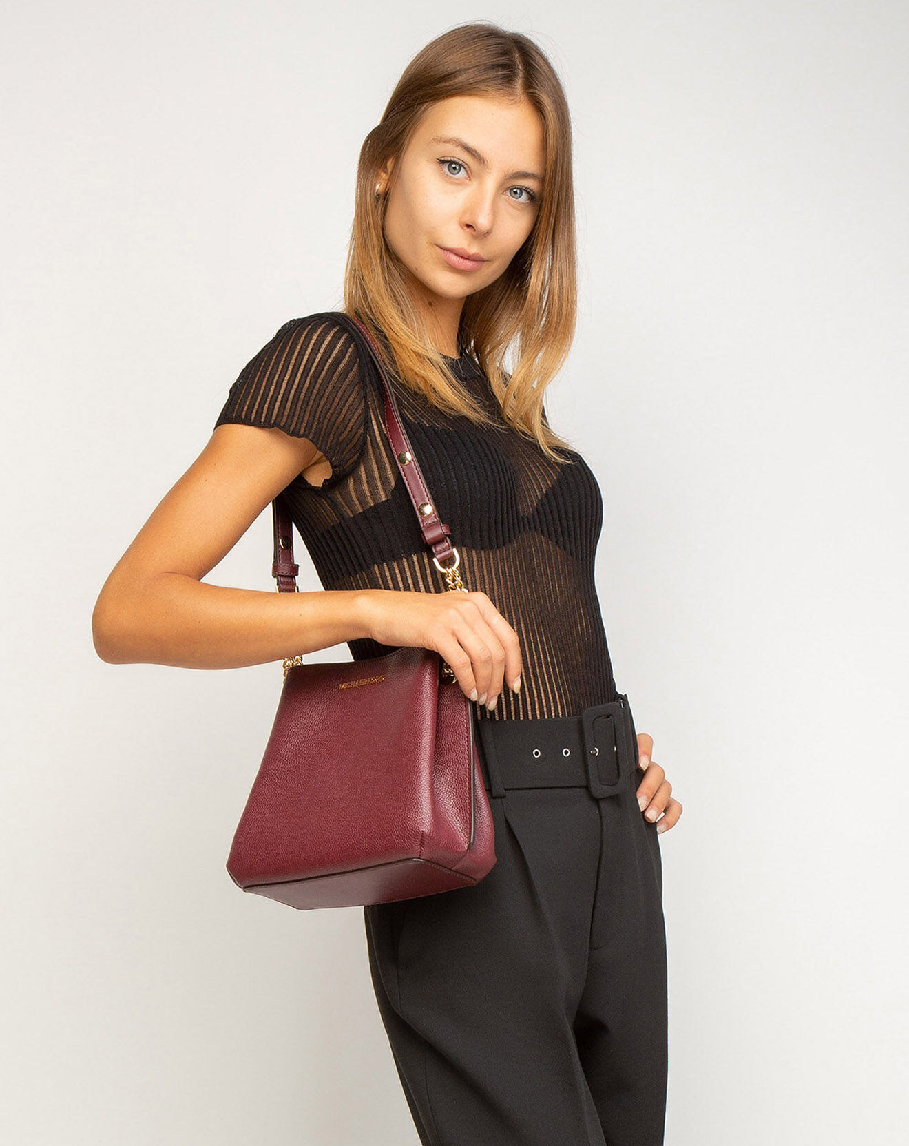 Michael Kors Sac seau en Cuir Teagen bordeaux - 17x12x9 cm
